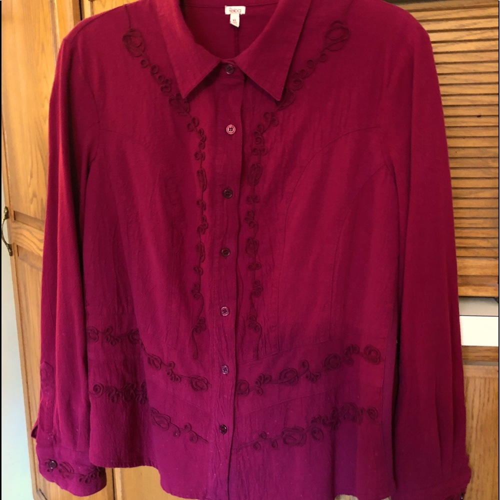 Women’s Berry Long Sleeved Reba brand shirt XL Very nice